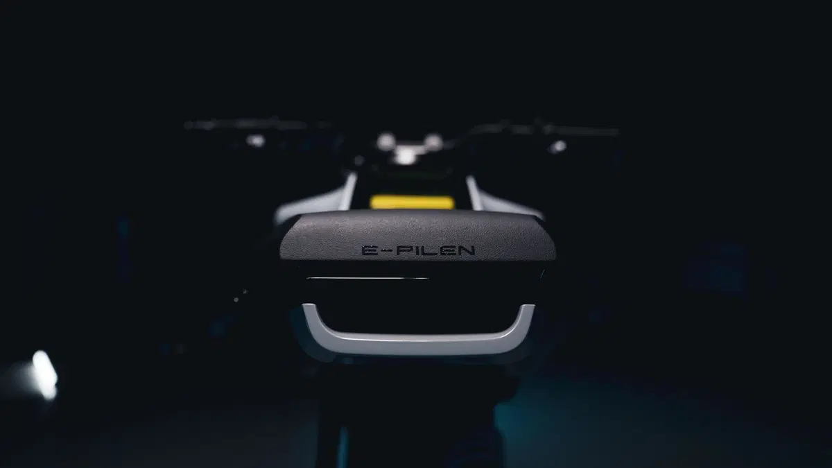 E-Pilen, la moto elettrica di Husqvarna con batterie sostituibili (3)