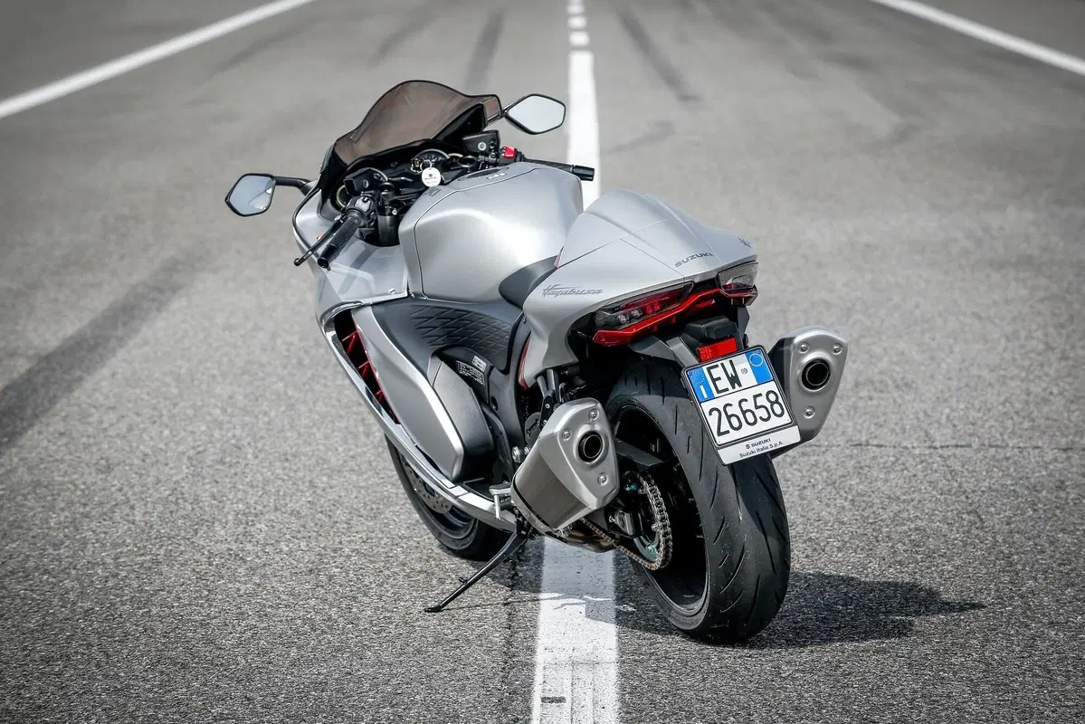 Suzuki Hayabusa: il Falco vola ancora (11)