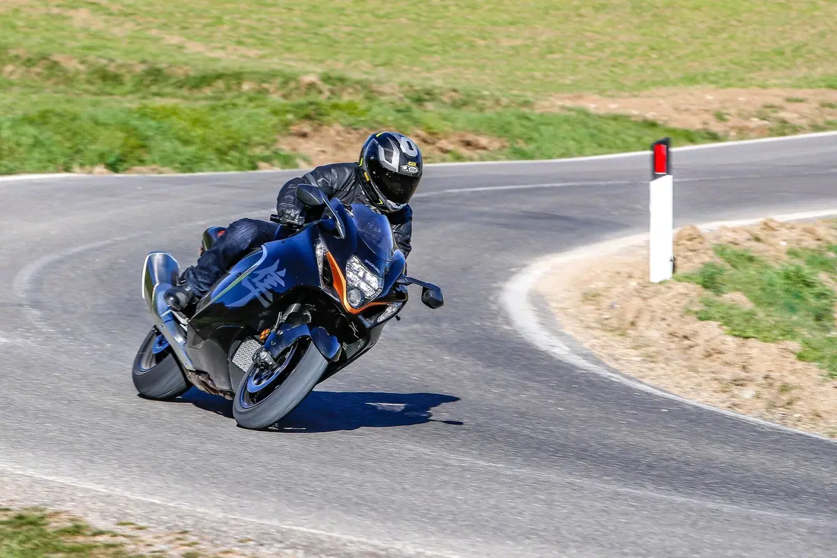Suzuki Hayabusa: il Falco vola ancora (4)