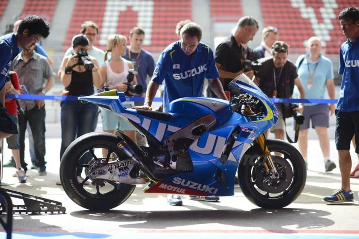 Suzuki rientra in MotoGP nel 2015. E' ufficiale! (7)