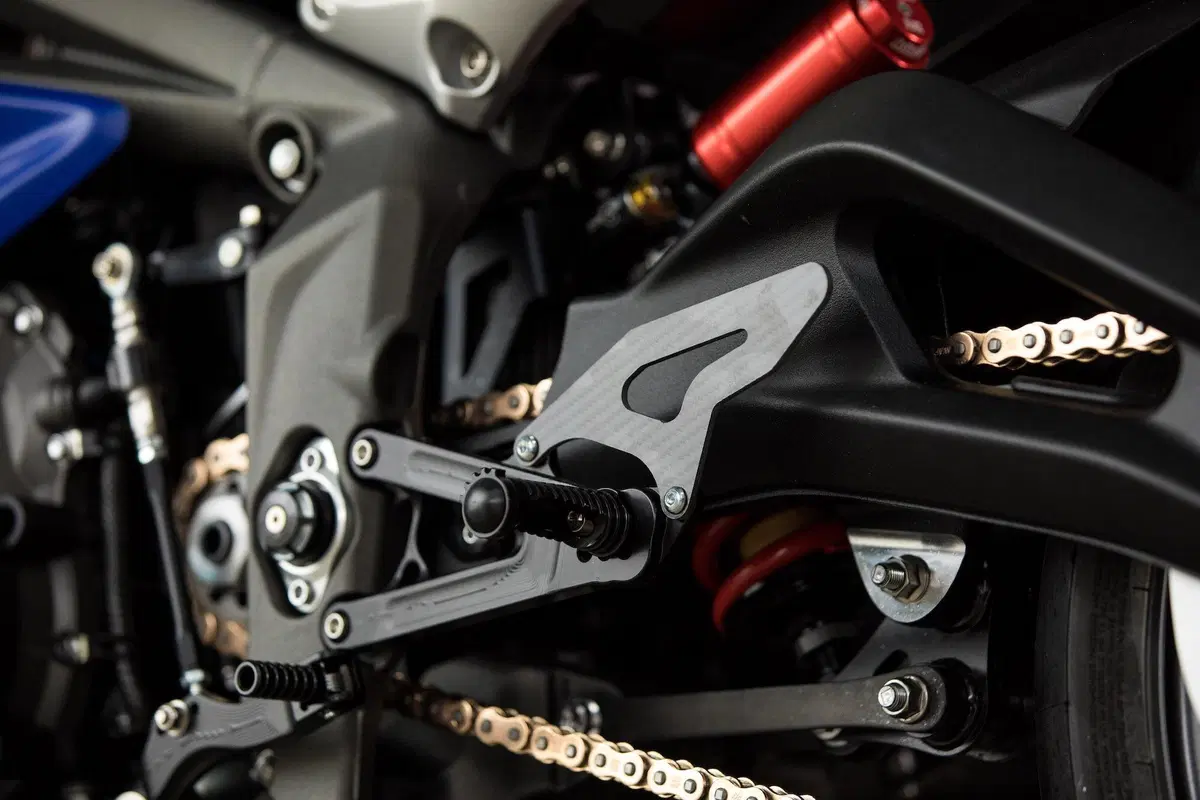 Triumph: ecco la Street Triple 765 per la Supersport (11)