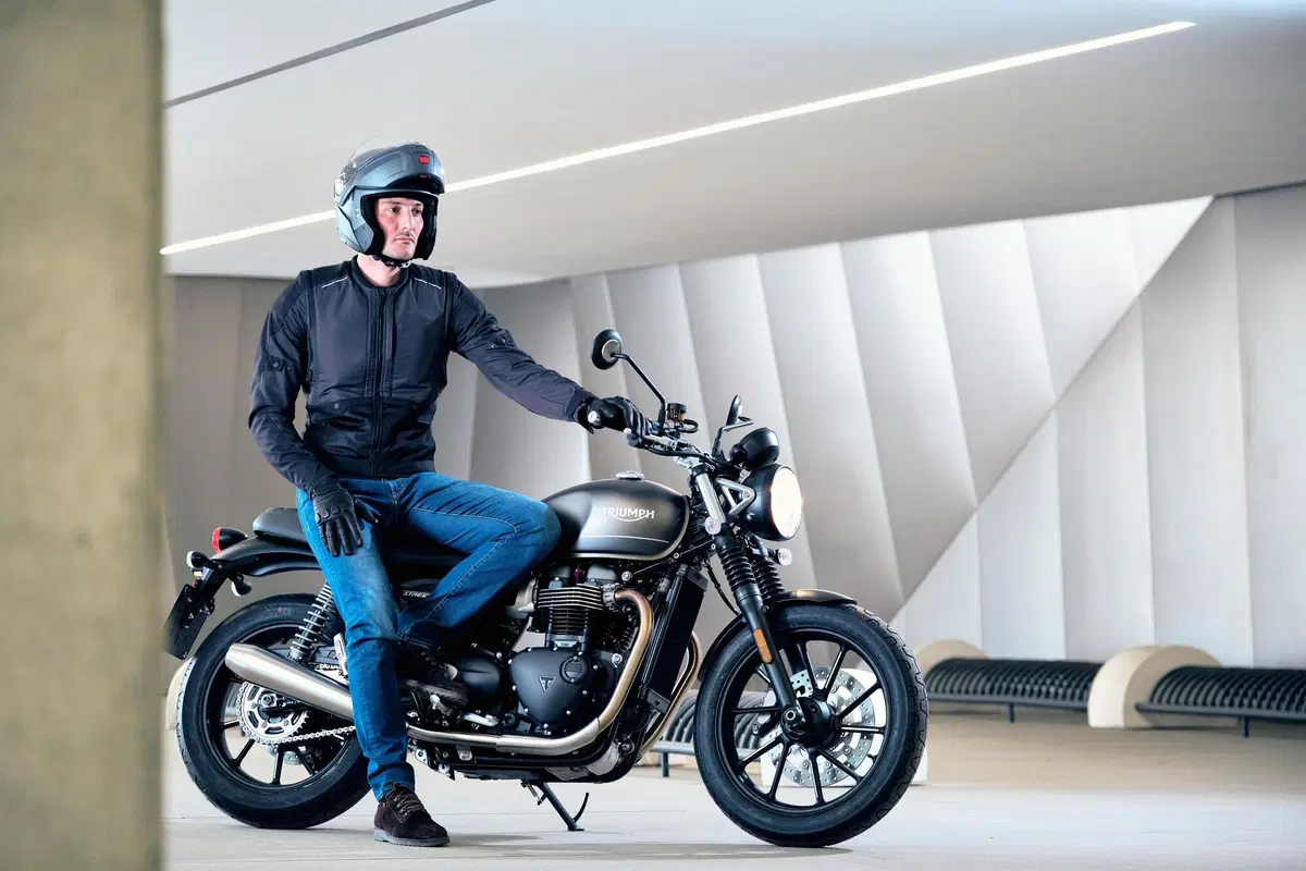 Arriva AIRSCUD, l'airbag di Tucano Urbano studiato per la strada, l'offroad e la pista (9)