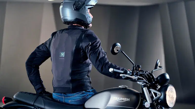 Arriva AIRSCUD, l'airbag di Tucano Urbano studiato per la strada, l'offroad e la pista