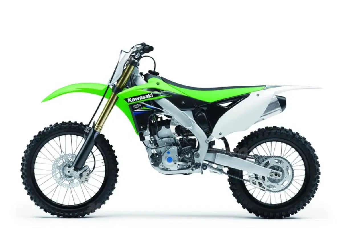 Kawasaki, cambiano le KX250F e KX450F