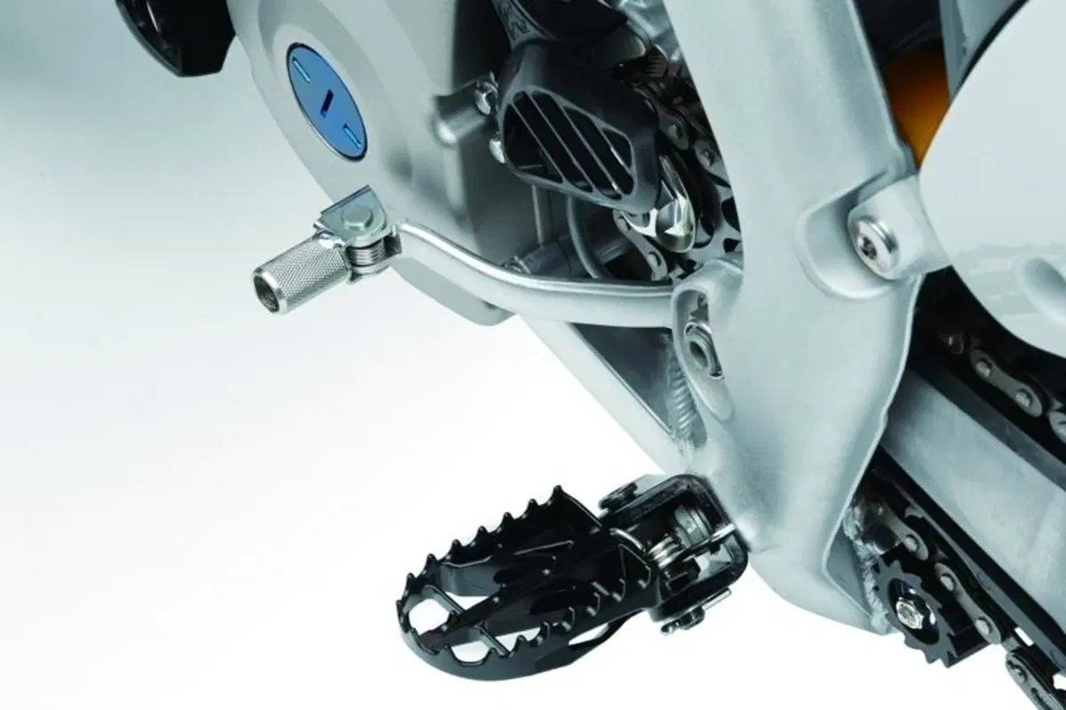 Kawasaki, cambiano le KX250F e KX450F (6)