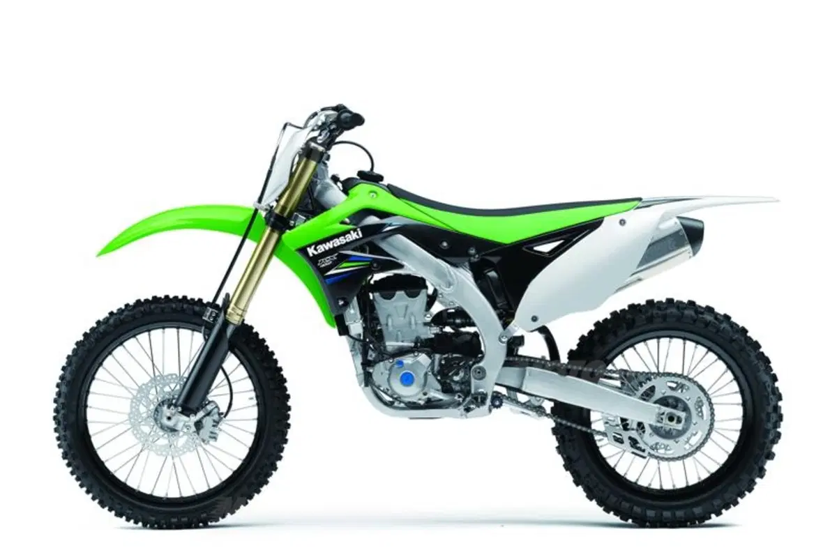 Kawasaki, cambiano le KX250F e KX450F (9)