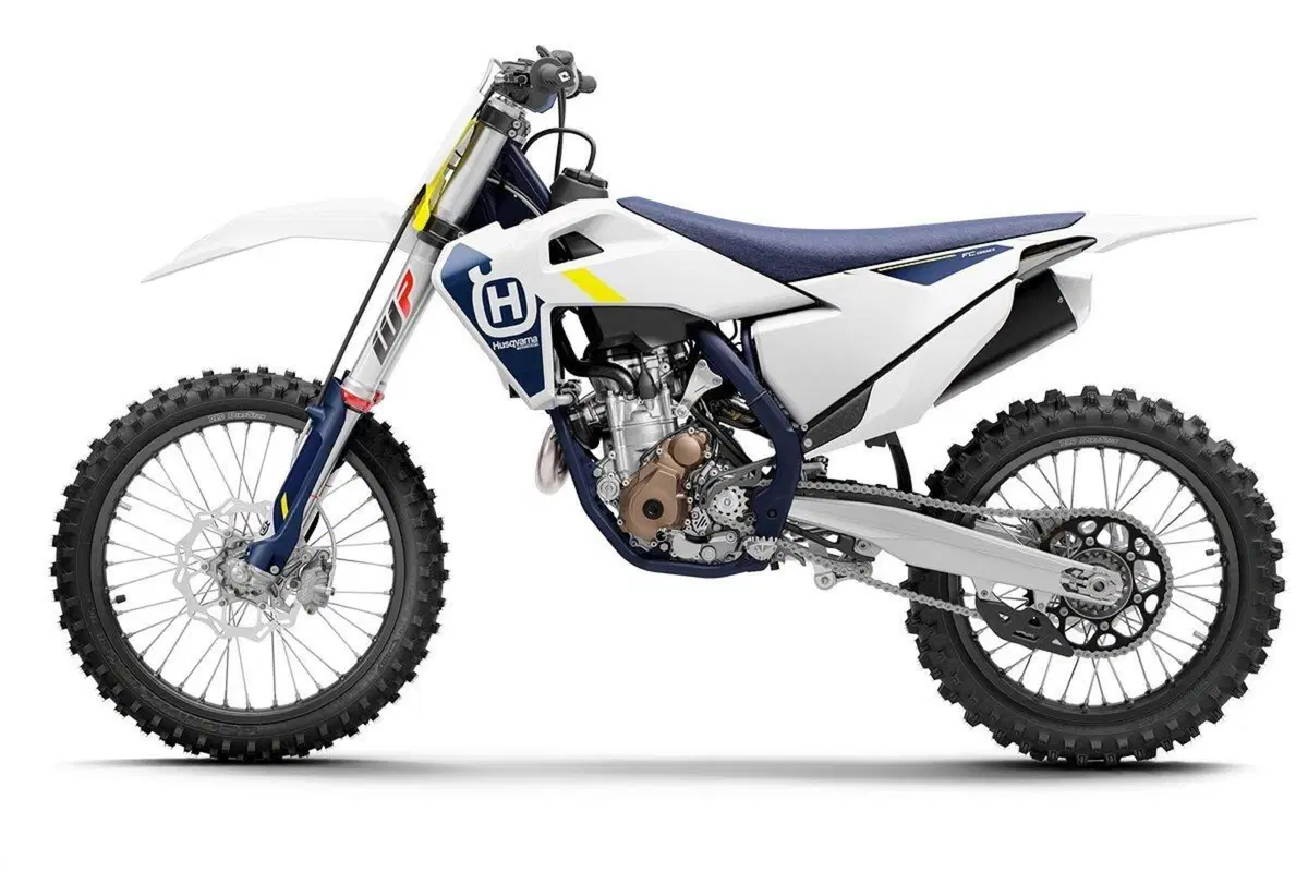 Husqvarna è pronta con la gamma Motocross 2022 a 2 e 4 tempi! (8)