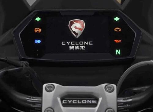 Cyclone RX6, presentata l'adventure Zongshen con il motore Norton (4)