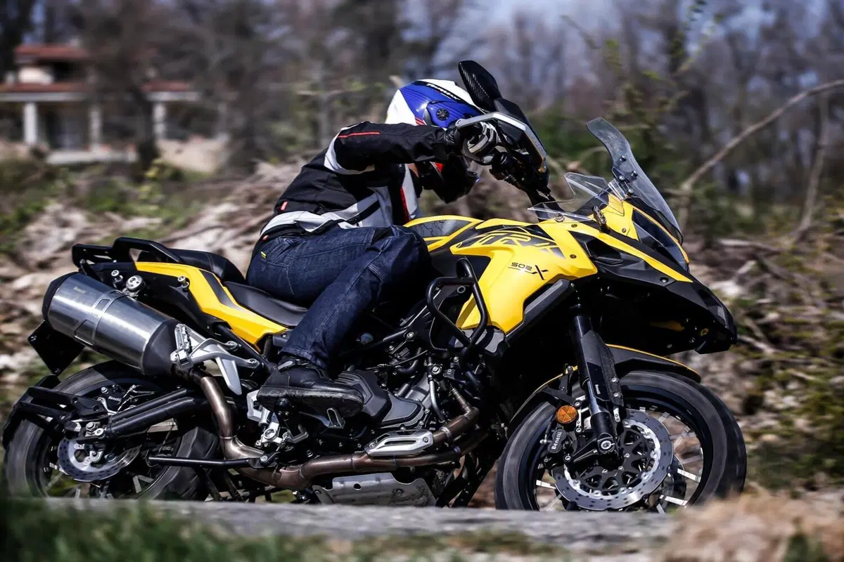 Benelli TRK 502X 2021 TEST: diventa Euro 5, vi diciamo come va, pro & contro (12)