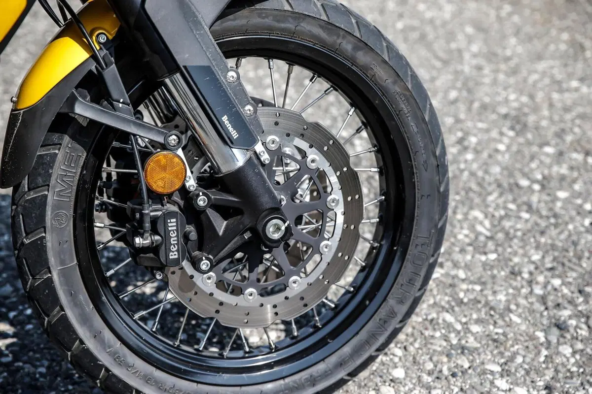 Benelli TRK 502X 2021 TEST: diventa Euro 5, vi diciamo come va, pro & contro (25)