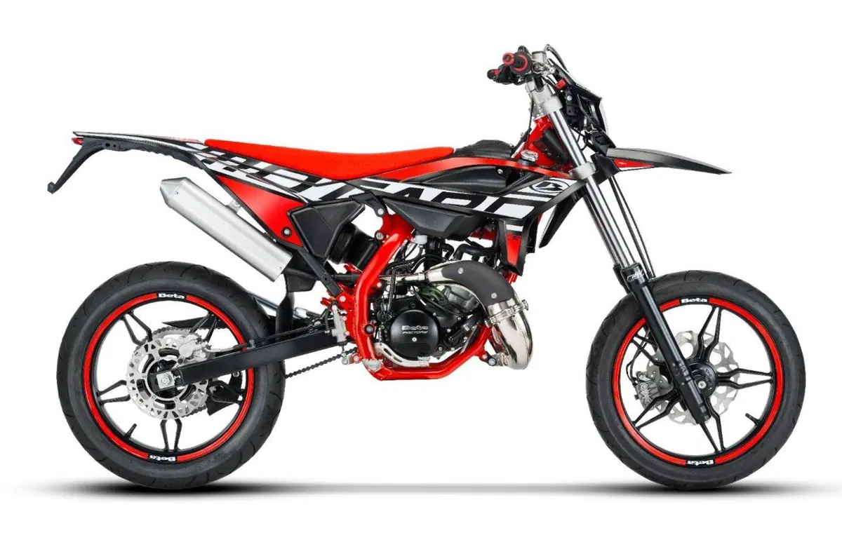 Beta RR 50 Motard e RR 50 Enduro 2021: sono in vendita (4)