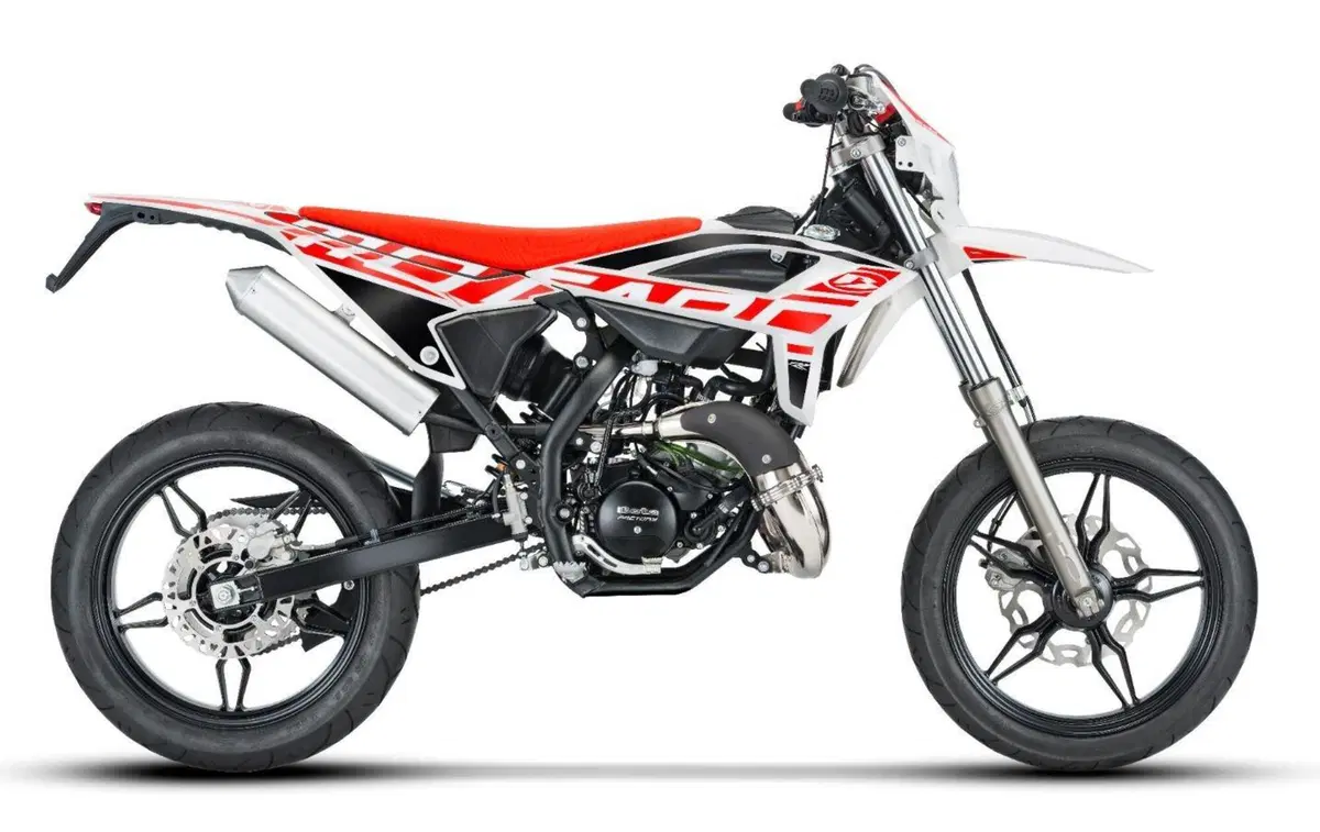 Beta RR 50 Motard e RR 50 Enduro 2021: sono in vendita (9)