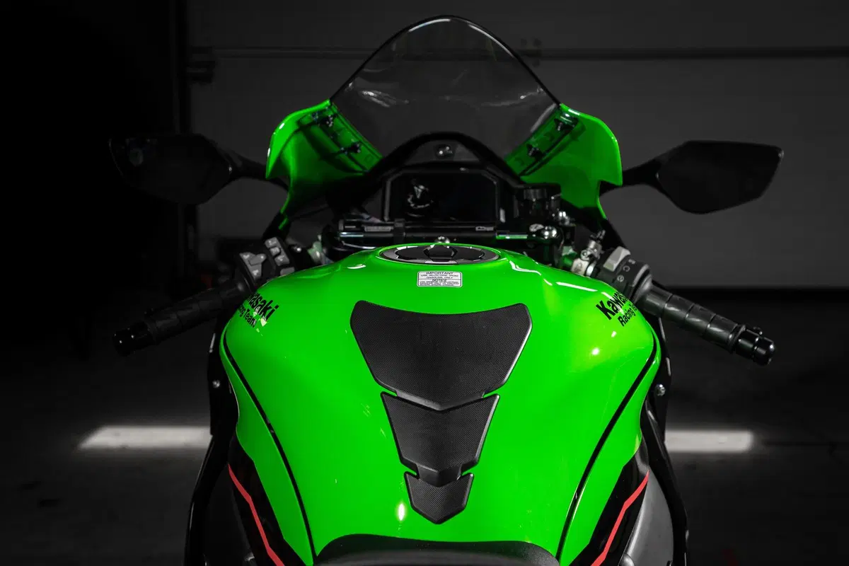 Kawasaki Ninja ZX-10R 2021: l'immortale (4)