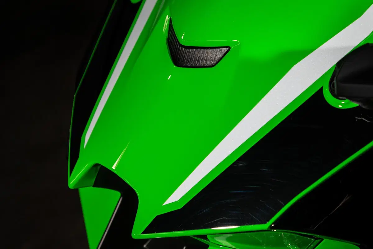 Kawasaki Ninja ZX-10R 2021: l'immortale (3)