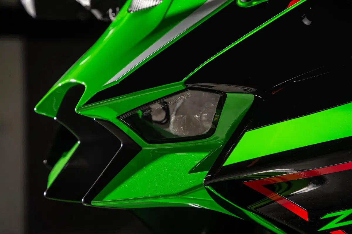 Kawasaki Ninja ZX-10R 2021: l'immortale (12)