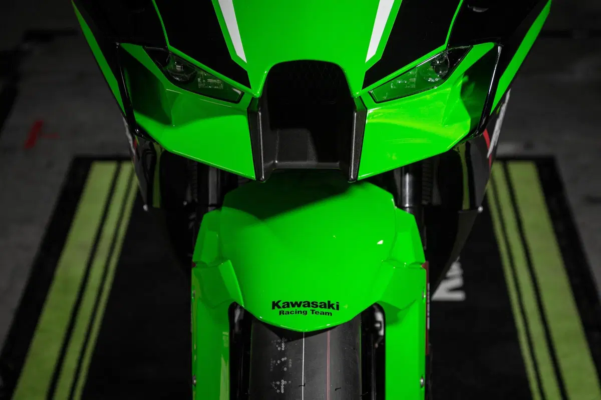 Kawasaki Ninja ZX-10R 2021: l'immortale (15)