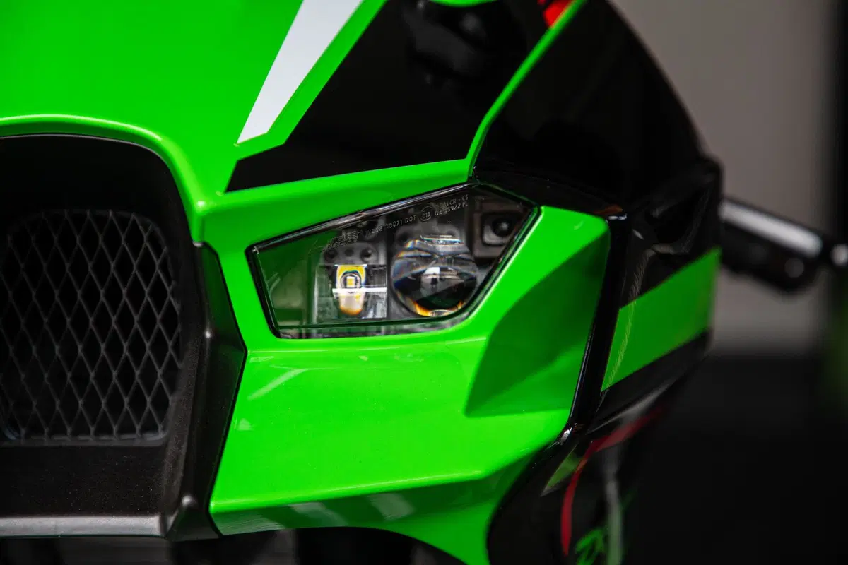 Kawasaki Ninja ZX-10R 2021: l'immortale (18)