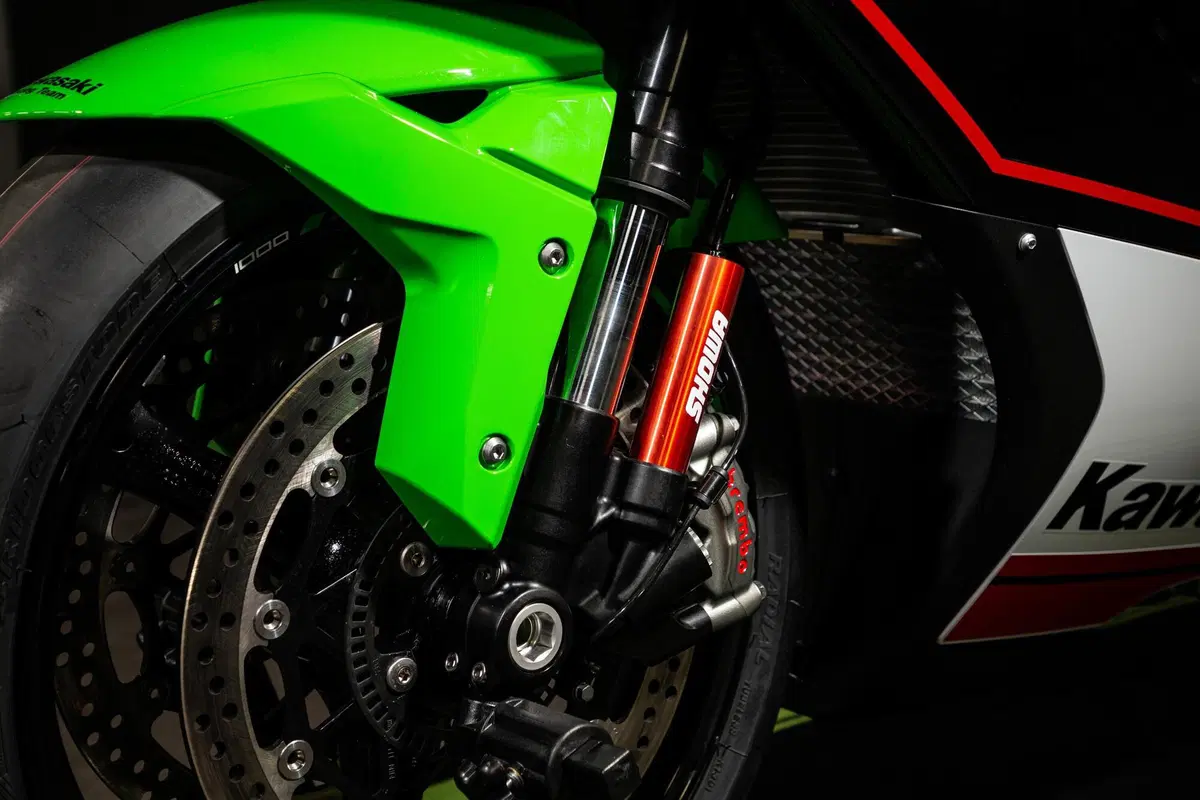 Kawasaki Ninja ZX-10R 2021: l'immortale (20)