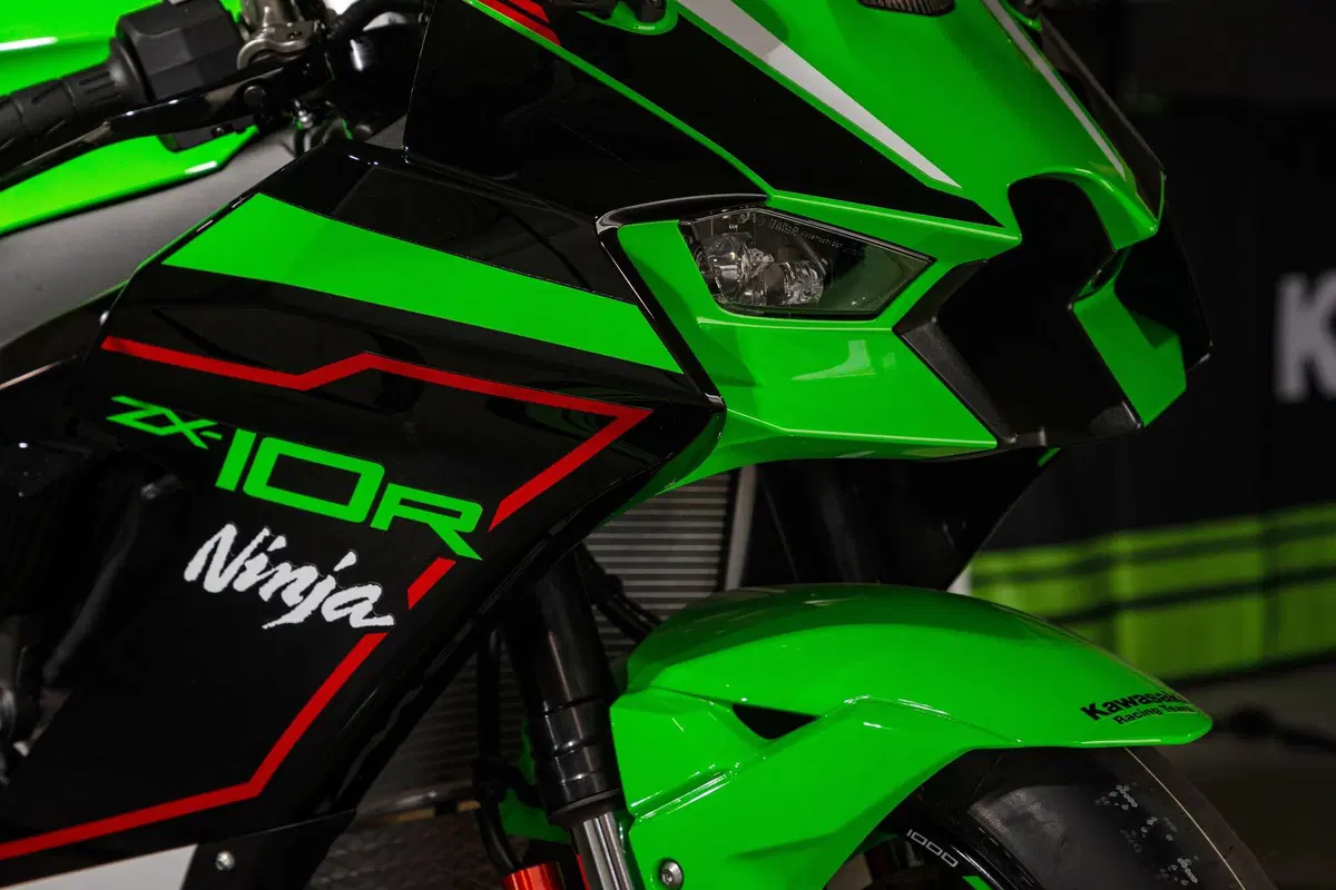 Kawasaki Ninja ZX-10R 2021: l'immortale (24)