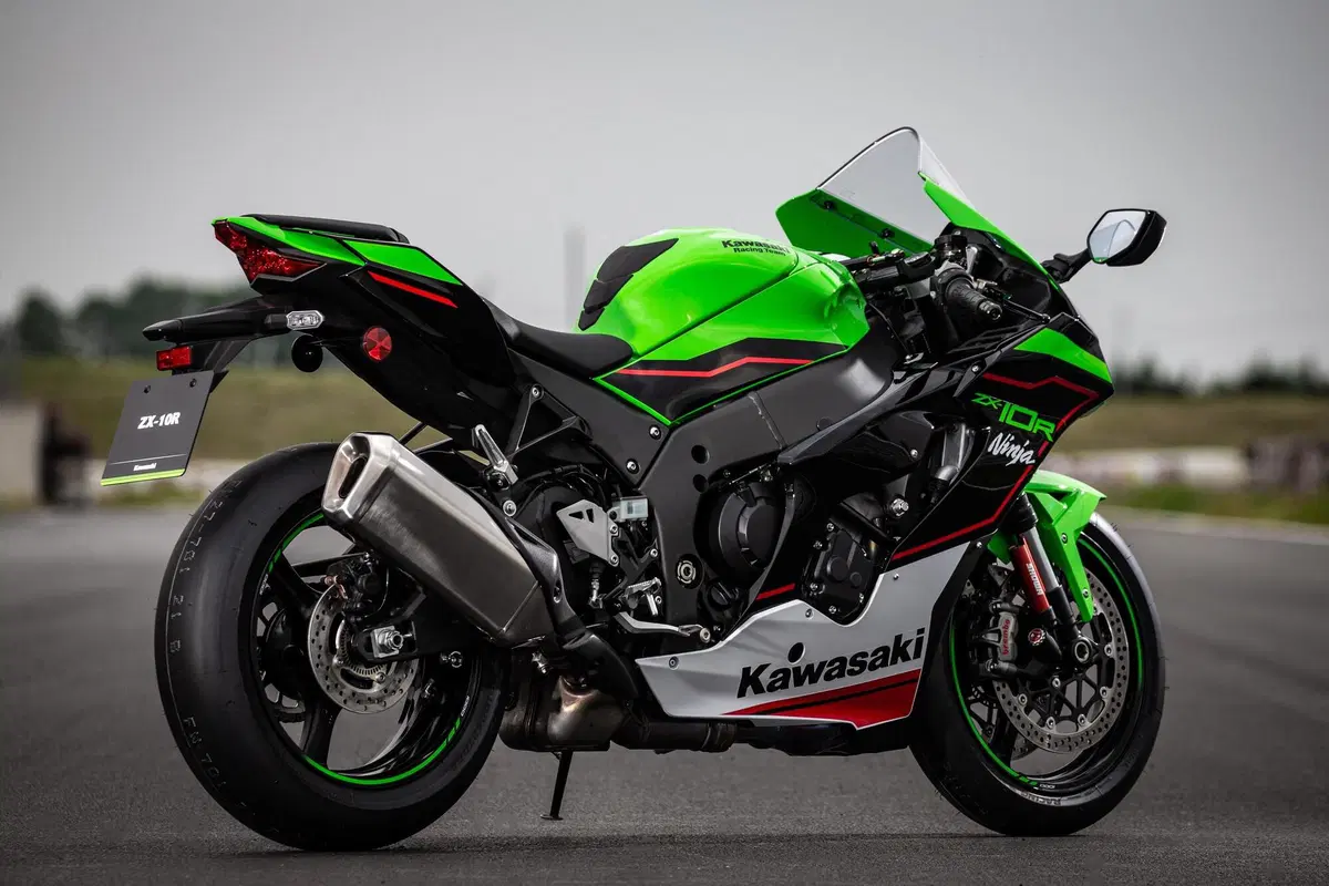 Kawasaki Ninja ZX-10R 2021: l'immortale (36)