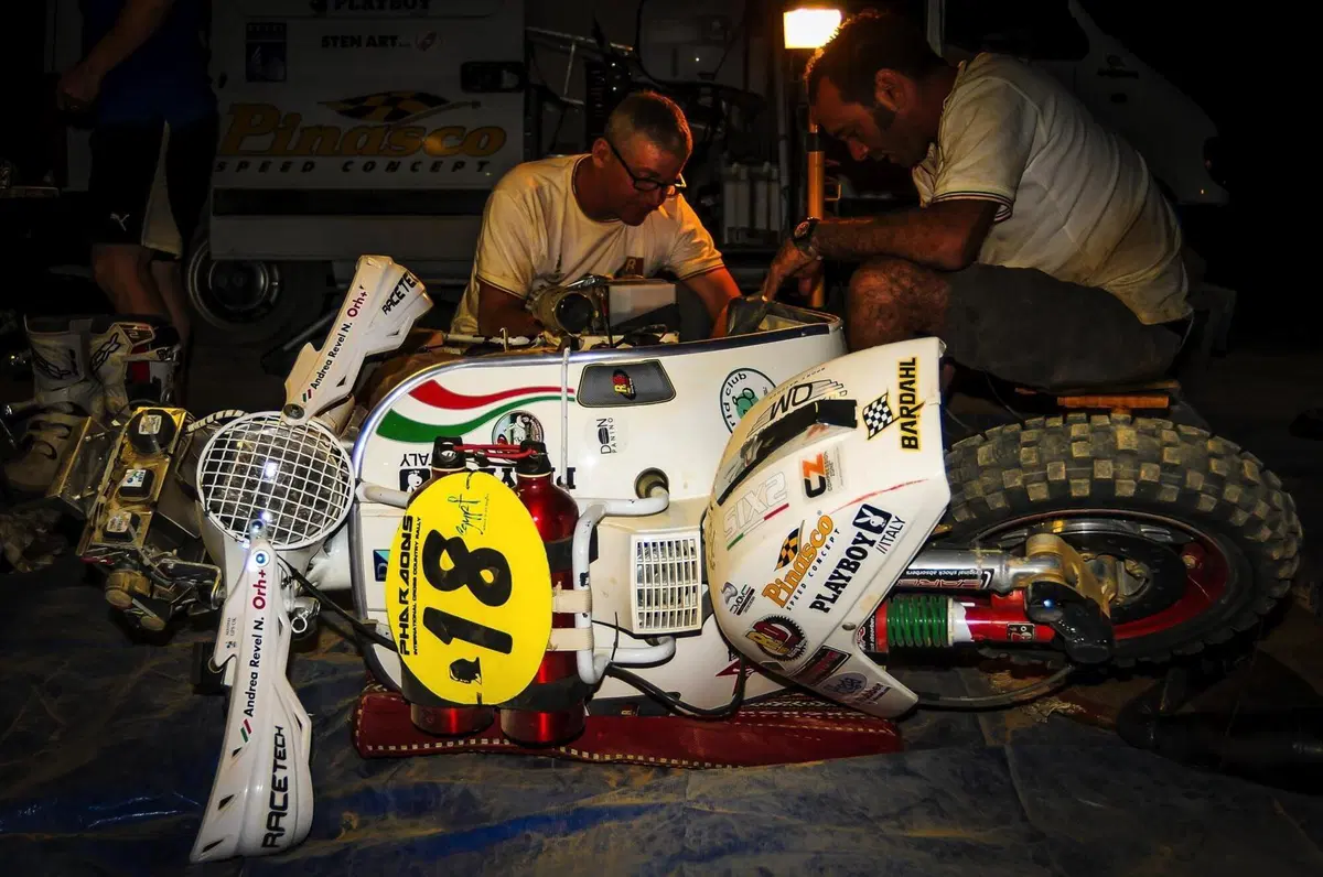 Vespa 75th. Dakar. E quelle Vespa che sfidarono il Rally dei Faraoni, allora? (16)