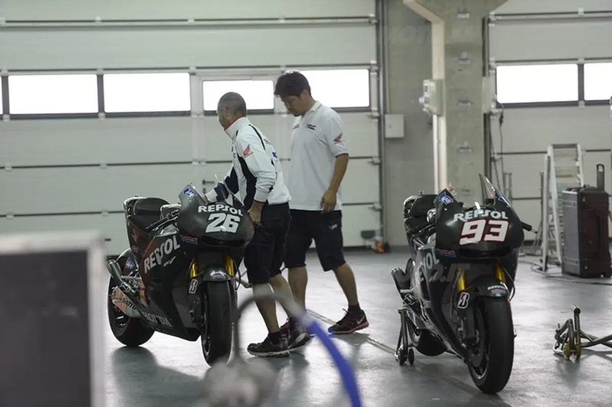 Honda, sorprese ad Aragon le RC-V 2014  (5)