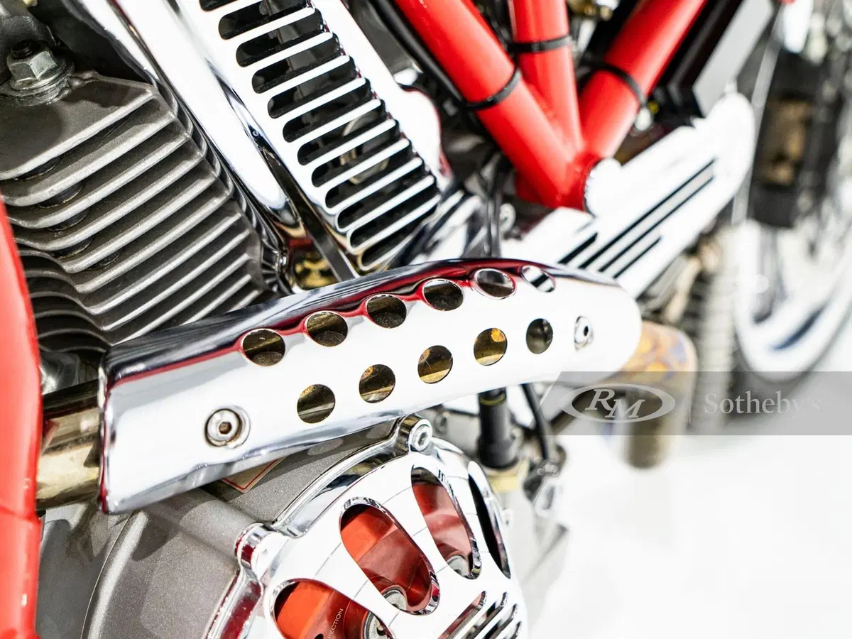 Ducati MH900e: aggiudicata per 20.000 dollari all'asta di Sothebys (15)