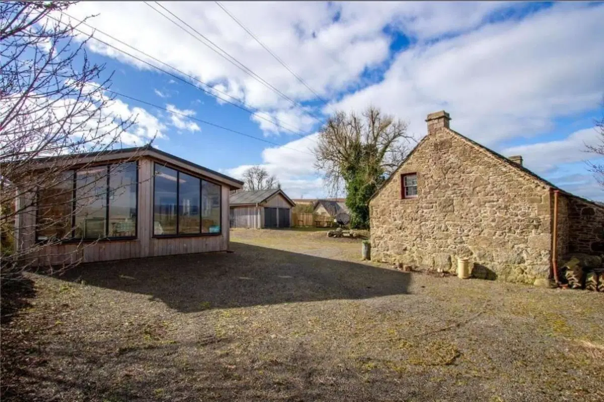 È in vendita il cottage storico di Harley Davidson  (3)