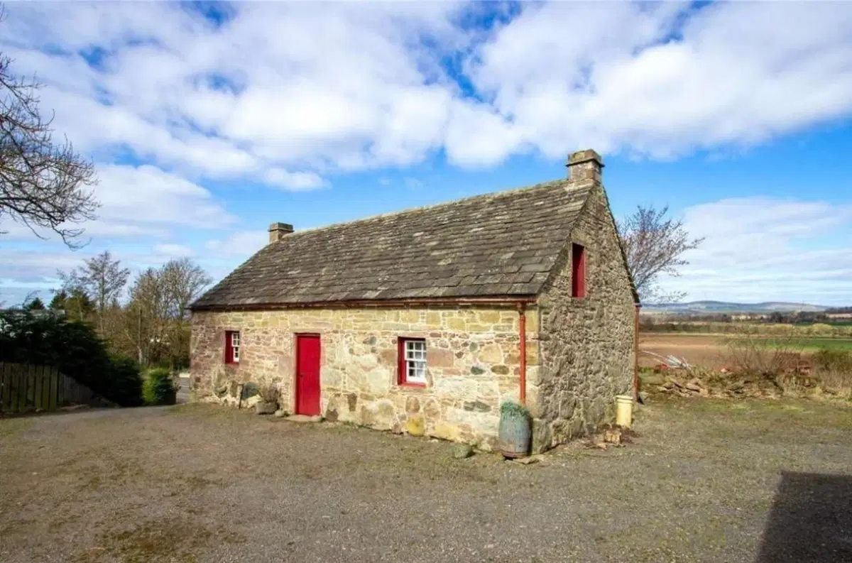 È in vendita il cottage storico di Harley Davidson  (7)