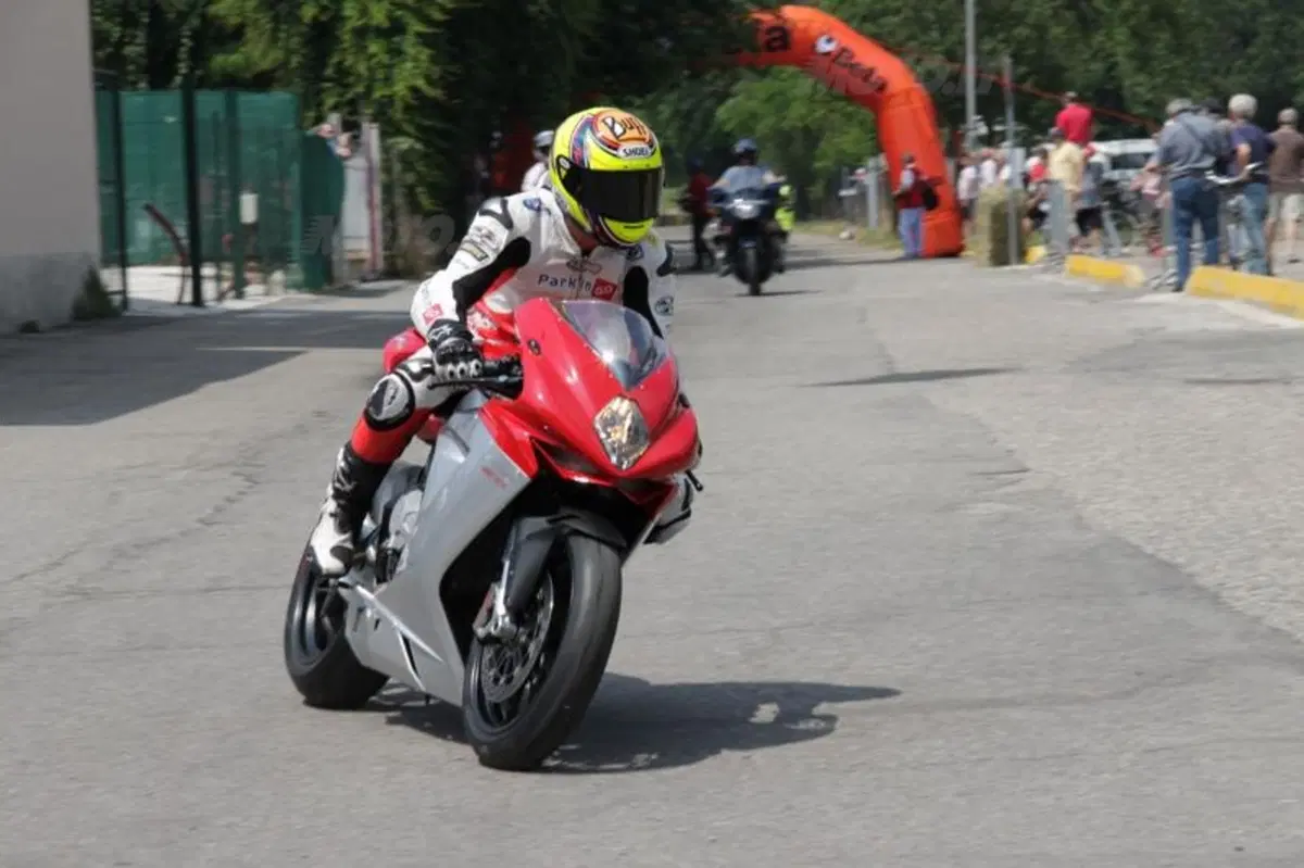 Roberto Rolfo: "Con la MV F3 si può fare molto bene in Supersport" (2)