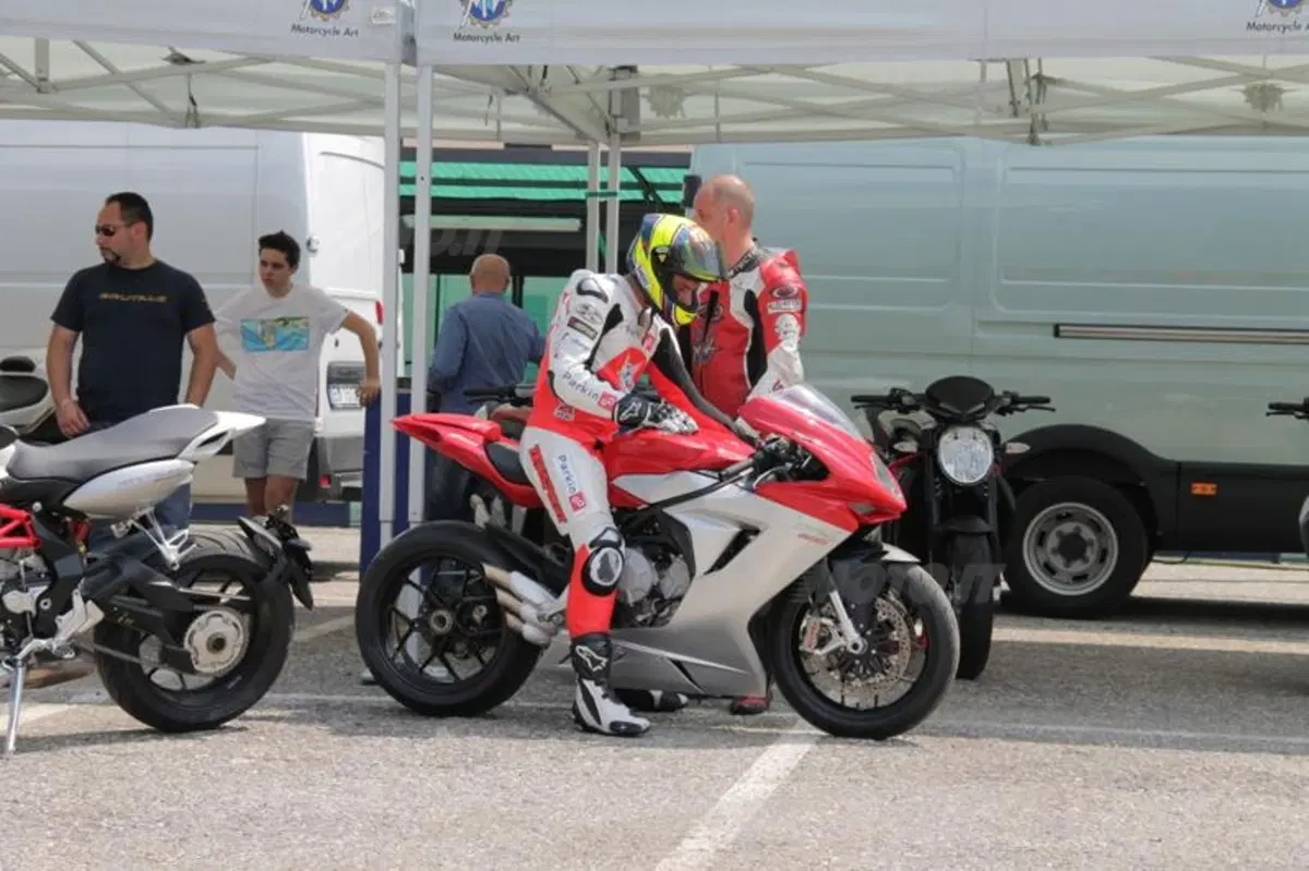 Roberto Rolfo: "Con la MV F3 si può fare molto bene in Supersport" (4)