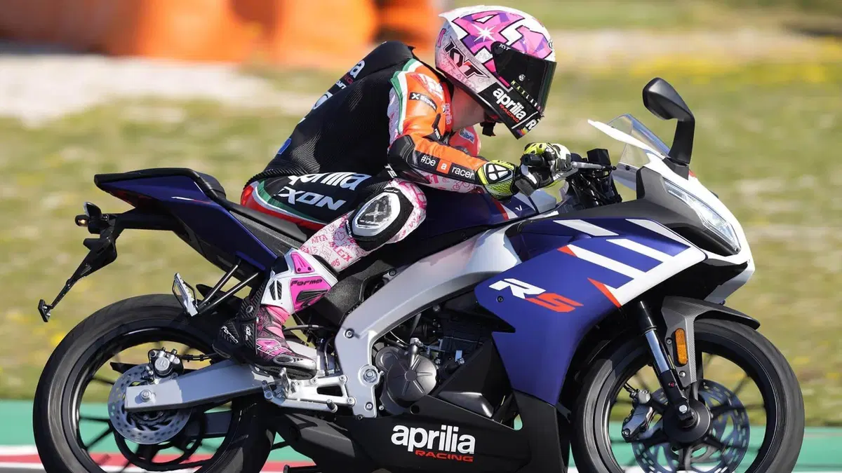Aprilia RS 125 e Tuono 125: ispirate alla serie 660. Novità e prezzi (5)