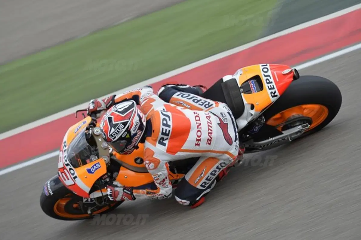 Test MotoGP ad Aragon. Lorenzo il più veloce, Rossi soddisfatto (7)