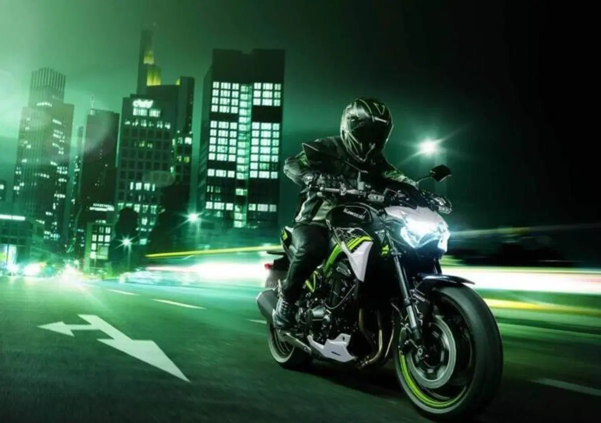 In Spagna vendite stazionarie. Prima italiana &egrave; la Benelli TRK 502X