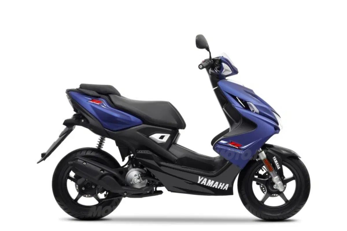 Yamaha Aerox R 50 (14)