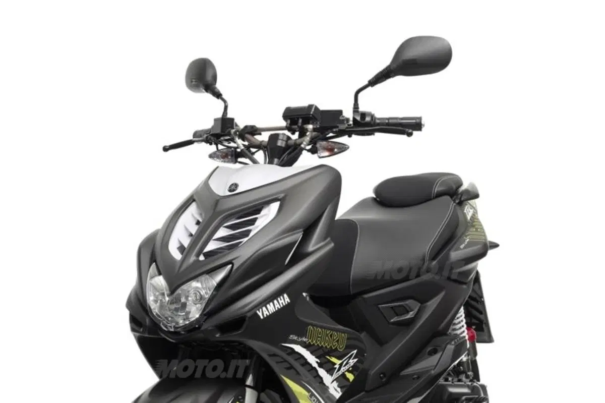 Yamaha Aerox R 50 (16)