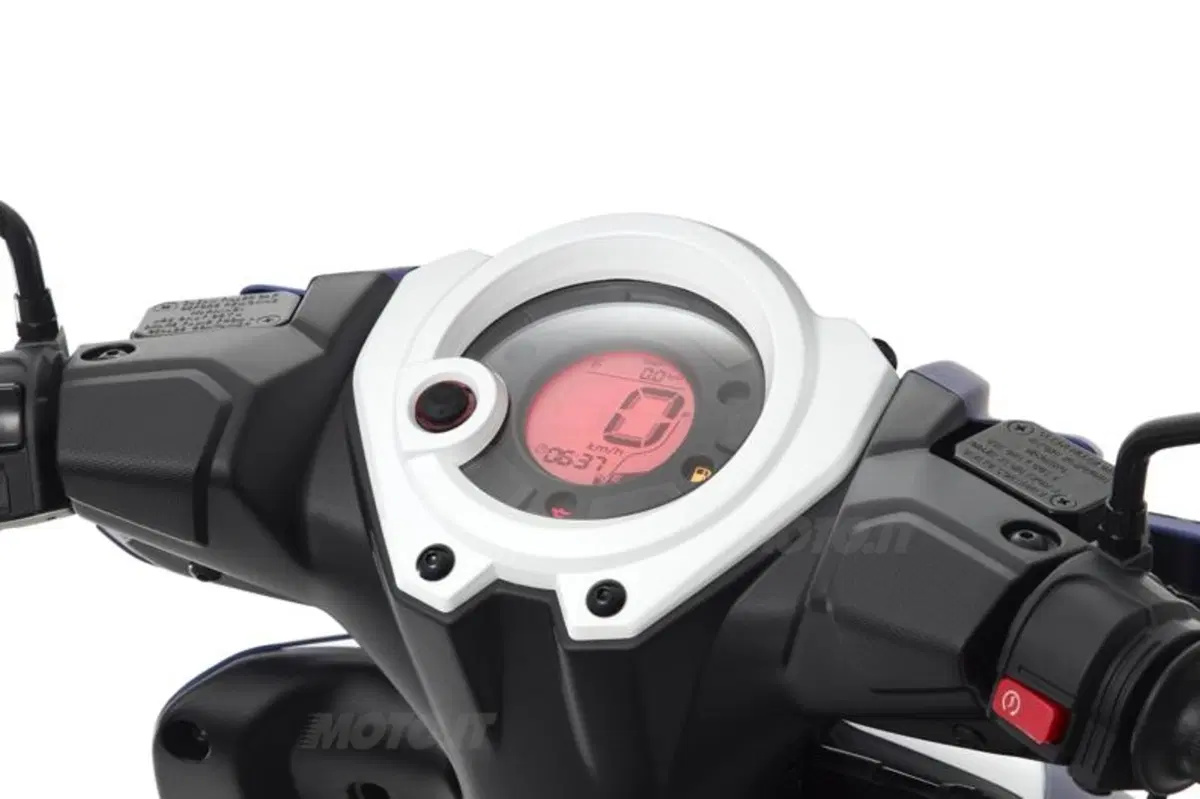 Yamaha Aerox R 50 (18)