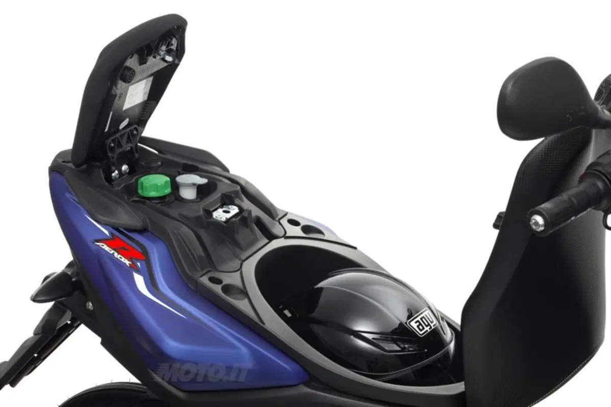 Yamaha Aerox R 50 (19)