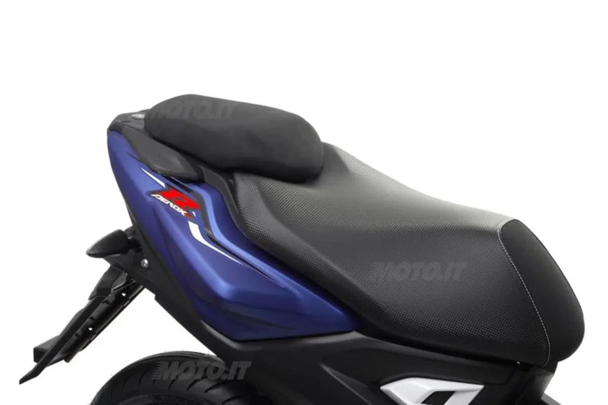 Yamaha Aerox R 50 (20)