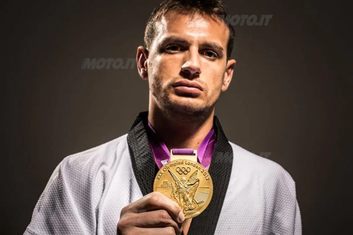Carlo Molfetta, l'oro di Londra del Taekwondo che si ispira a Rossi (14)
