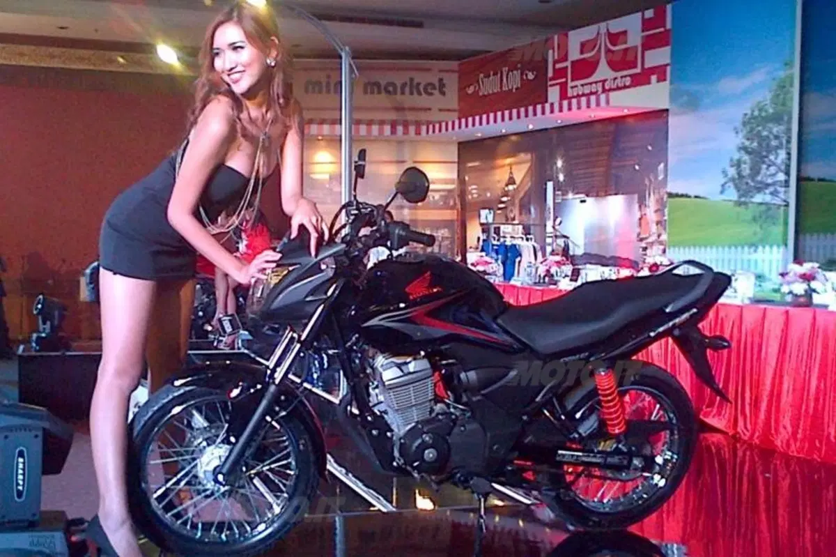 Honda Verza. Che cavolo di moto è? (2)