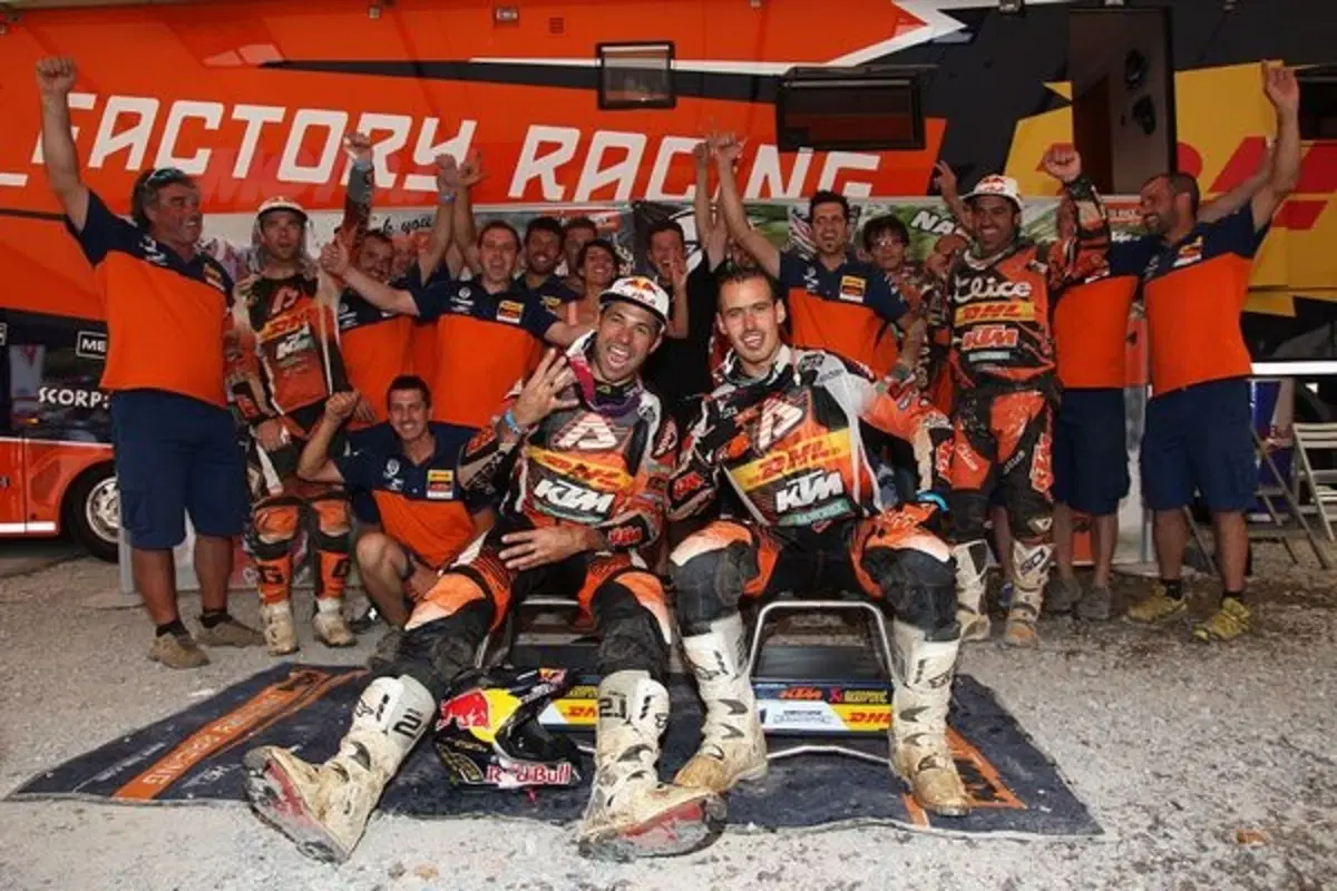 Enduro Mondiale. GP di Grecia. Antoine Meo e Christophe Nambotin Campioni del Mondo