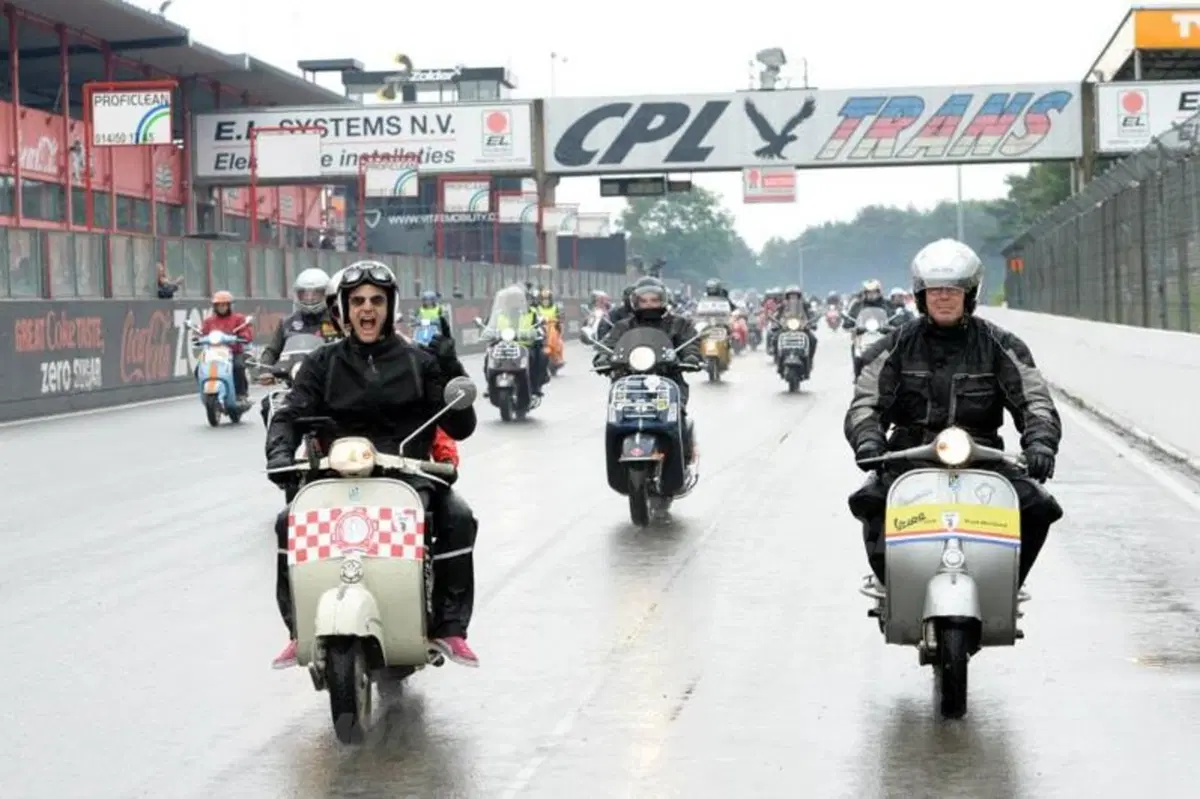 Vespa World Days 2013: conclusa la settima edizione in Belgio (6)