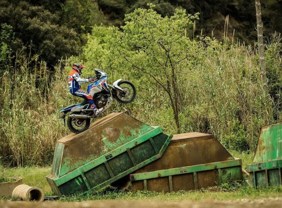 Toni Bou: incidente in allenamento e operazione di urgenza (3)