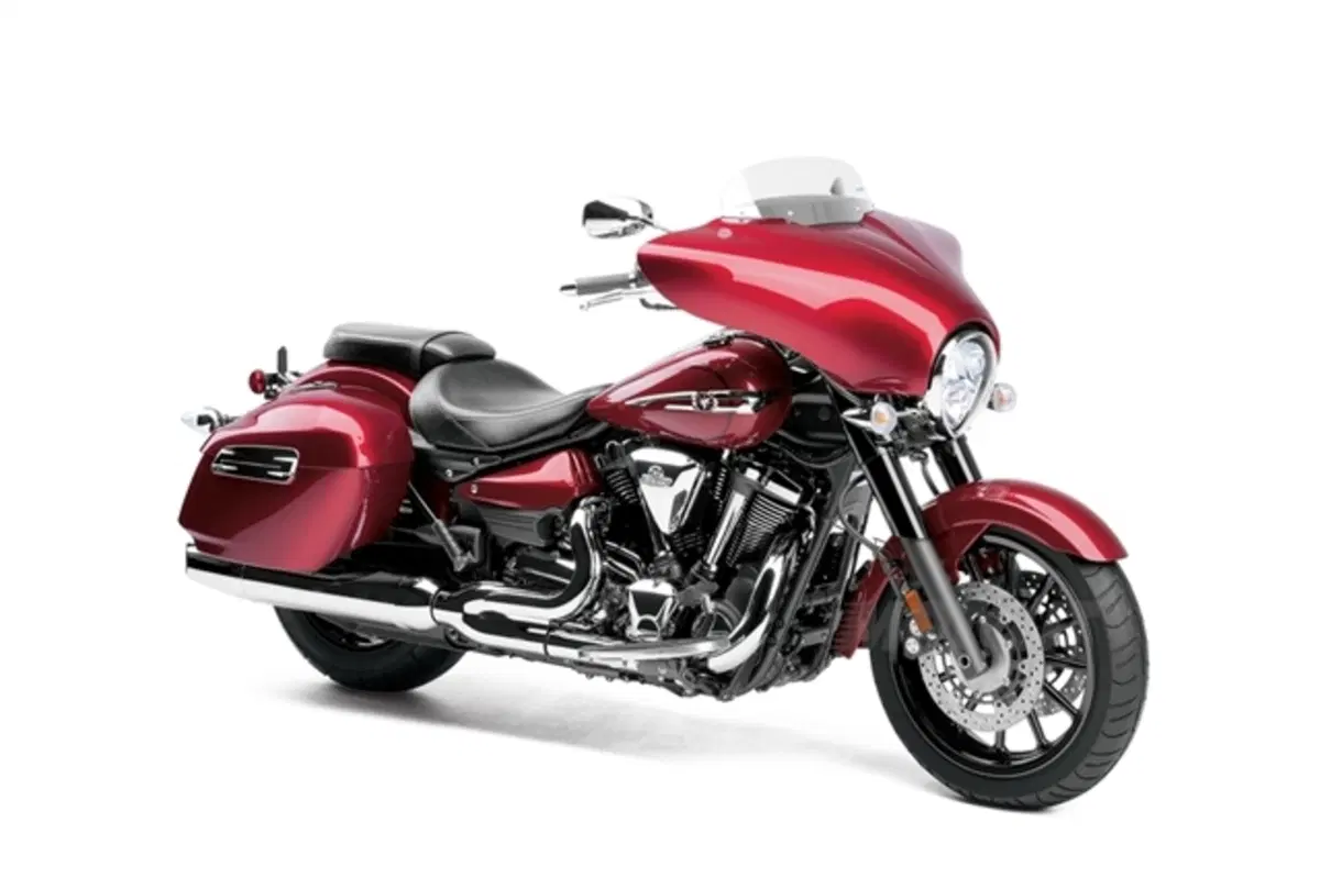 Yamaha, torna negli USA la <EM>bagger</EM> Stratoliner (2)