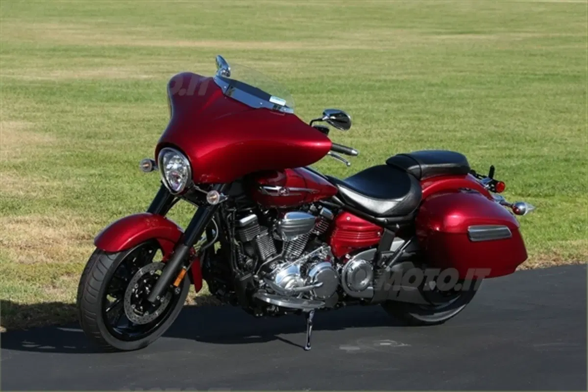 Yamaha, torna negli USA la <EM>bagger</EM> Stratoliner (4)