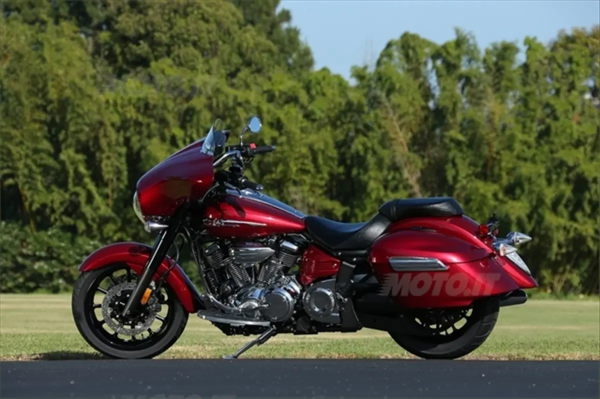 Yamaha, torna negli USA la <EM>bagger</EM> Stratoliner (5)