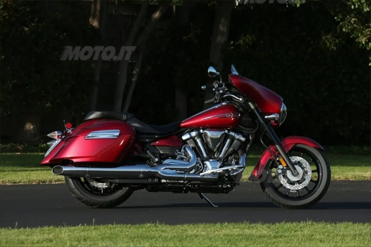 Yamaha, torna negli USA la <EM>bagger</EM> Stratoliner (11)