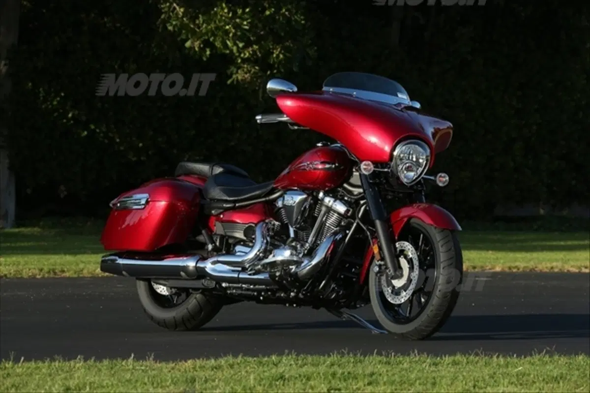 Yamaha, torna negli USA la <EM>bagger</EM> Stratoliner (12)