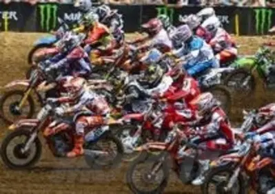 Il 2 tempi torna sulle piste del Motocross mondiale